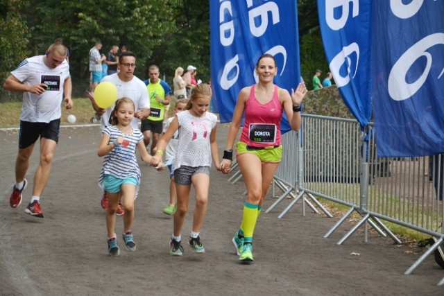 Dorota Ratajczak z Zielonej Góry prowadzi w kategorii SuperBiegaczka 2016