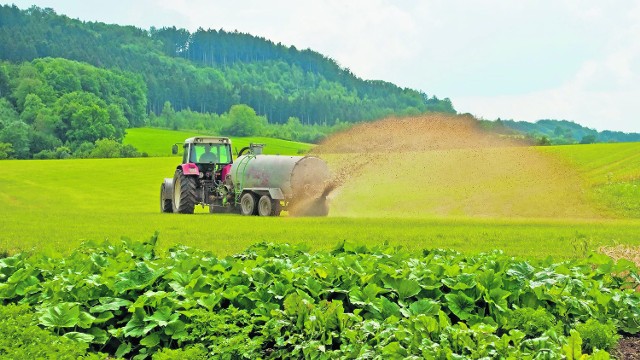 Wiatr z pól nosi do Bytowa nieprzyjemne zapachy