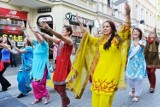 Filmowcy z Bollywood na ulicach Warszawy