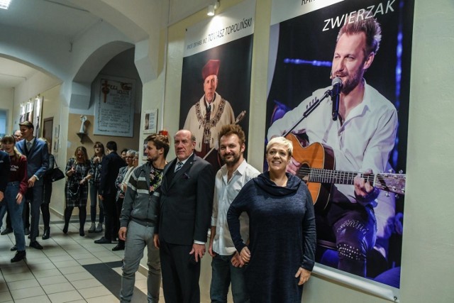 Od dziś (13 listopada) III Liceum Ogólnokształcące w Bydgoszczy ma swoją Aleję Gwiazd.