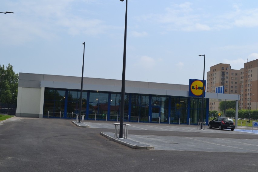 Prace nad trzecim sklepem Lidl w Dąbrowie Górniczej...