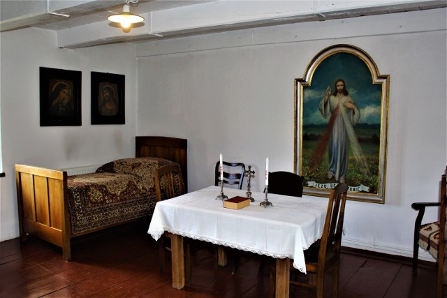 117. rocznica urodzin Św. Faustyny Kowalskiej. Zobaczcie, jak wygląda jej dom rodzinny ---> ZDJĘCIA