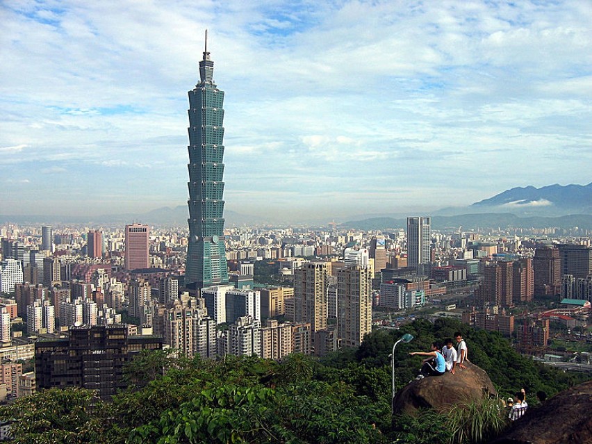 Budynek znajdujący się na Tajwanie do 4 stycznia 2010...