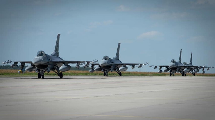 Amerykańskie F16 znów w bazie w Łasku. Rozpoczęły się wspólne ćwiczenia