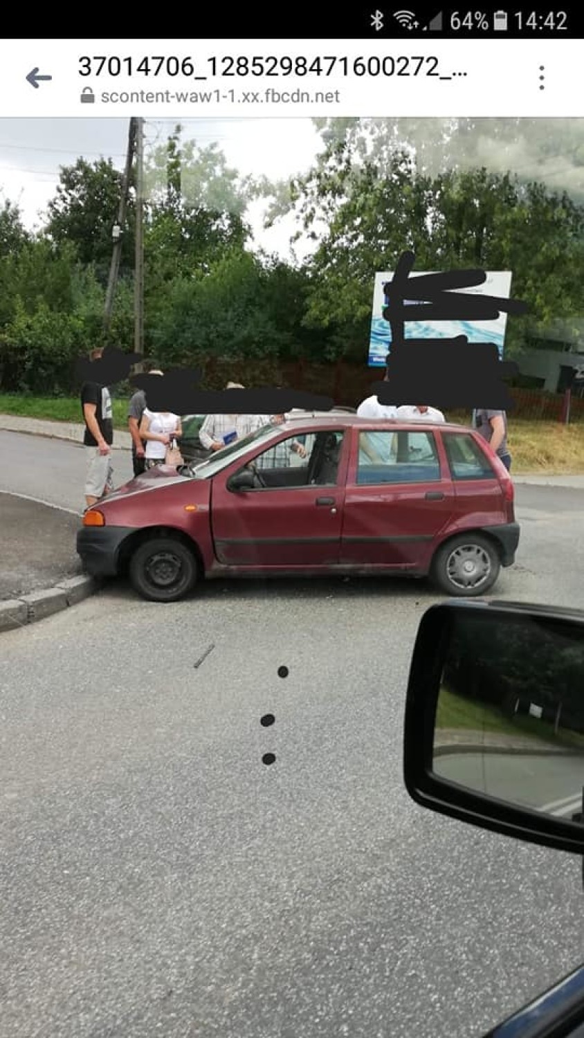 Fiat punto zderzył się z oplem vectrą na ulicy Marklowickiej