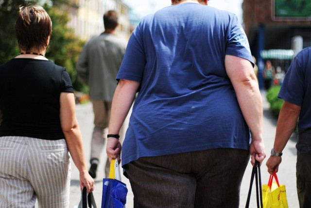 Szkodliwość otyłości zależy m.in. od tego, jak długo ma się tak znaczny nadmiar kilogramów.