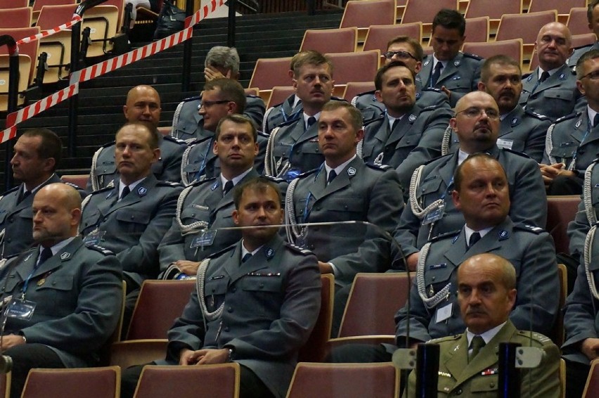 Policjanci z Lublińca w katowickim Spodku