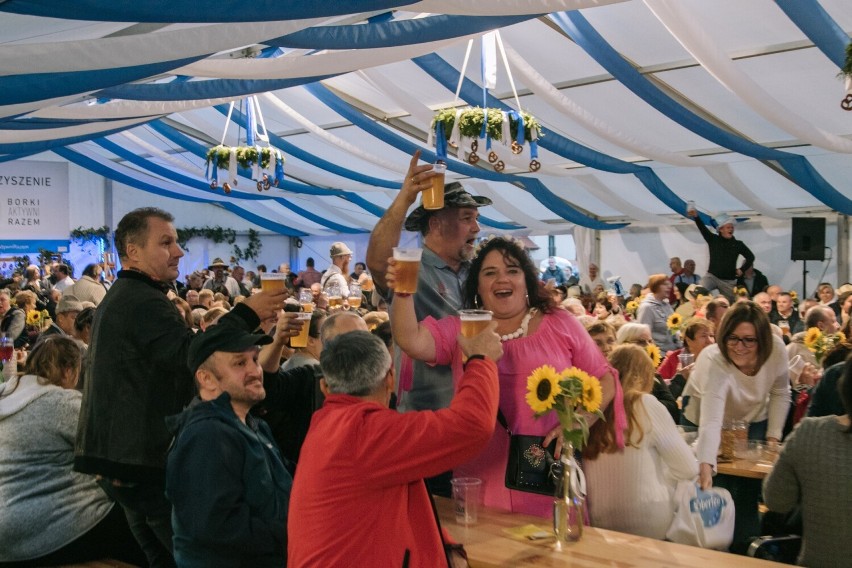 Śląski Oktoberfest w Dobrzeniu Małym.