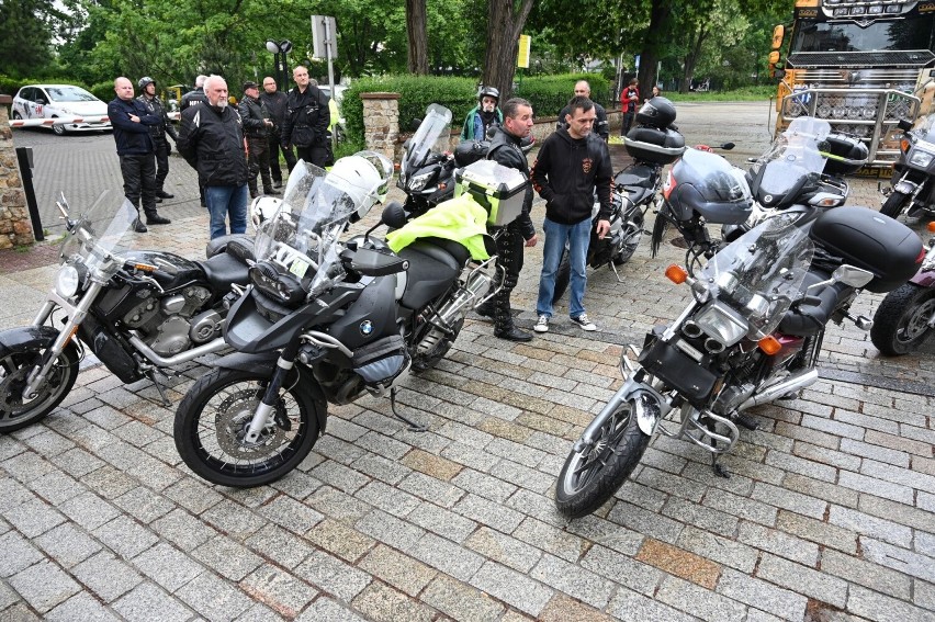 Parada Motocykli rozbudziła kielecką Sienkiewkę. Piękne...