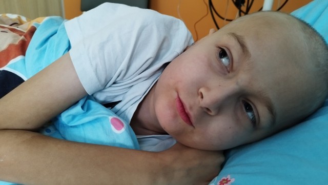 Można pomóc  11-letniemu Ksaweremu choremu na białaczkę i innym poważnie chorym. Wystarczy zarejestrować się w bazy potencjalnych dawców szpiku kostnego. W najbliższym czasie będzie kilka akcji w Zduńskiej Woli i pod Łaskiem, jakie zorganizuje fundacja DKMS.