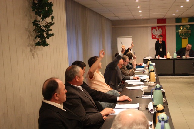 Na ostatniej sesji radni gminy Przystajń niemal jednogłośnie zagłosowali za odwołaniem skarbniczki.