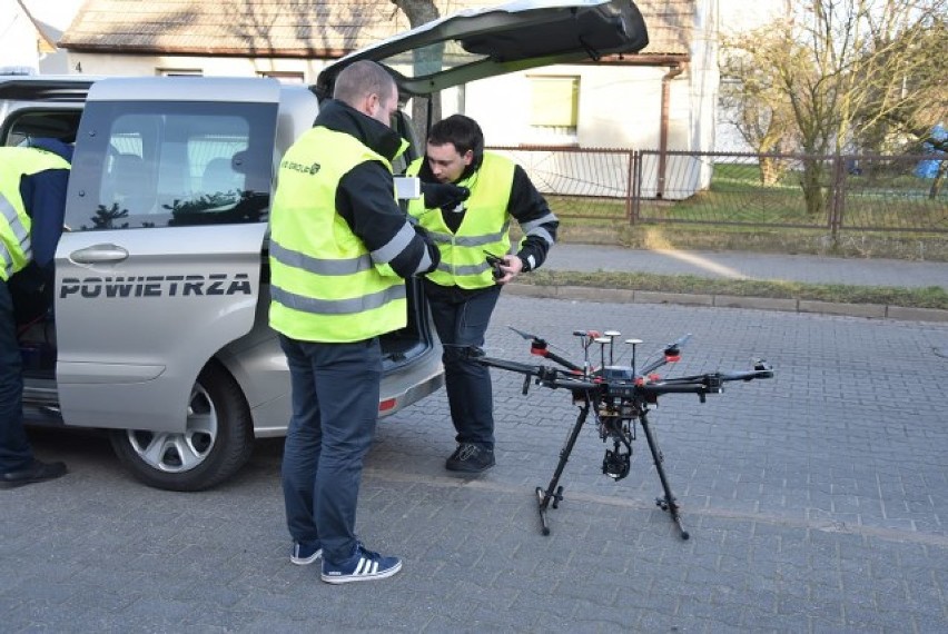 Września: Straż Miejska badała jakość powietrza w naszym mieście przy użyciu specjalistycznego drona