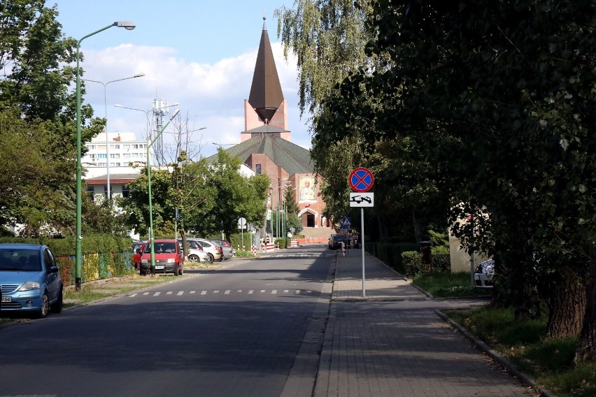 Legnickie ulice. Dzisiaj prezentujemy ulicę Plutona, zobaczcie jak wygląda obecnie