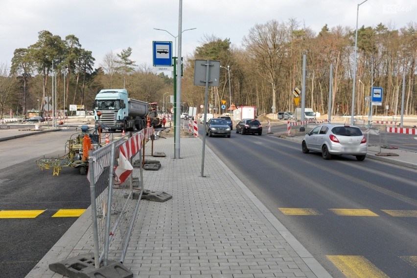 Zamykają krzyżówkę i robią objazd. Ważne zmiany dla kierowców przy Głębokim w Szczecinie