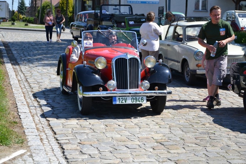 Motoryzacyjne perełki przejechały przez Krzyżanowice

ZOBACZ...