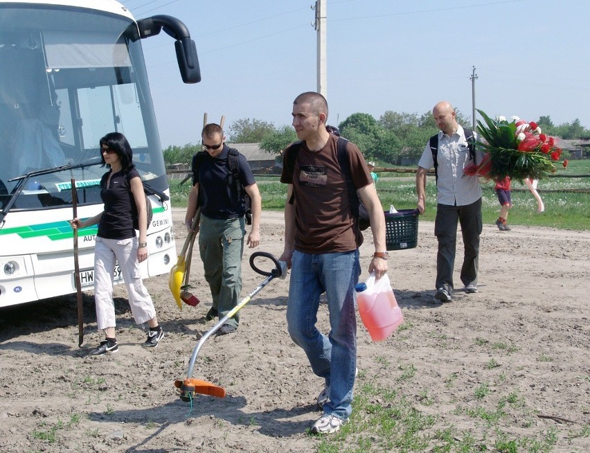 Bielin na Ukrainie: Nasza Straż Graniczna uporządkowała cmentarz