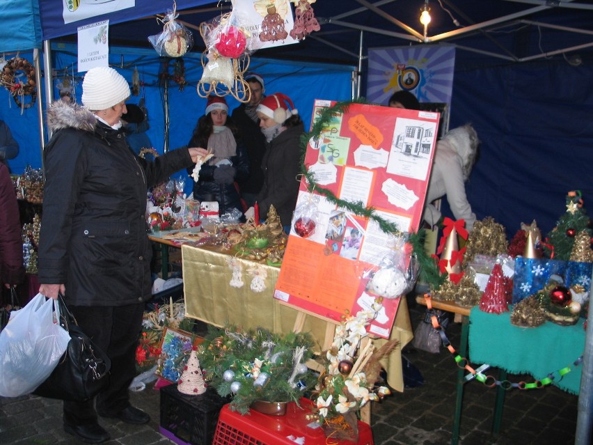 Dąbrowa Górnicza: Kiermasz świąteczny, czyli święta za pasem
