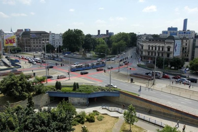 Plac Jana Pawła II we Wrocławiu