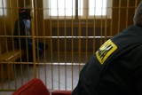 Rozbój w Żorach: Sprawca schował się przed policjantami w dziecięcej szafie 