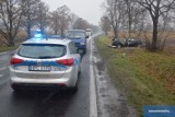 Wypadek w Radomicach. Zderzenie busa z samochodem osobowym w powiecie lipnowskim. 53-latka, straciła przytomność