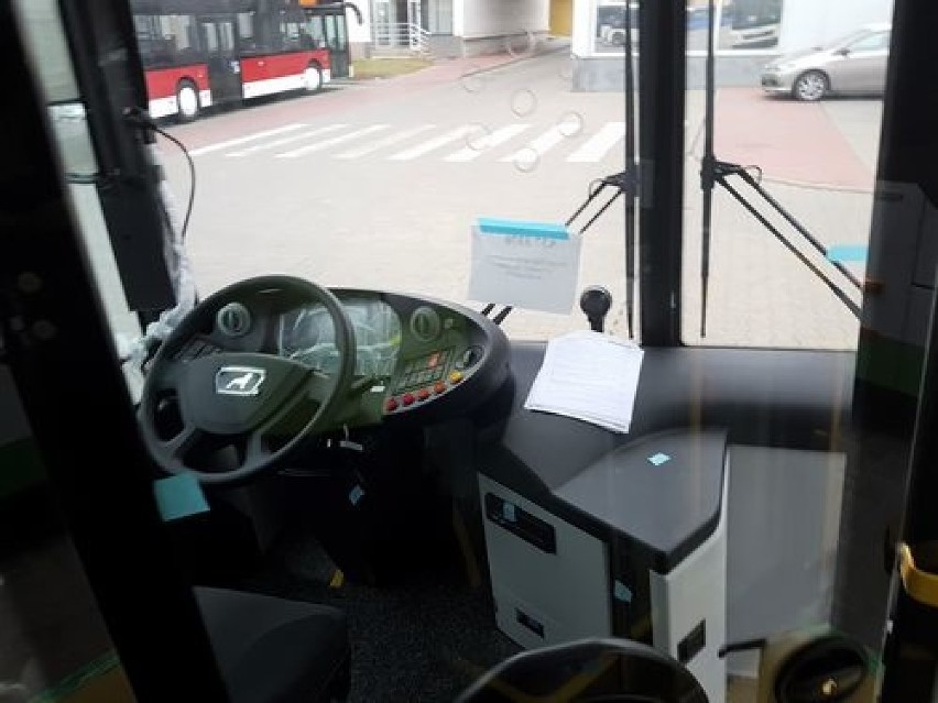 Nowe autobusy MZK w Toruniu. Do Torunia dotarł pierwszy z...