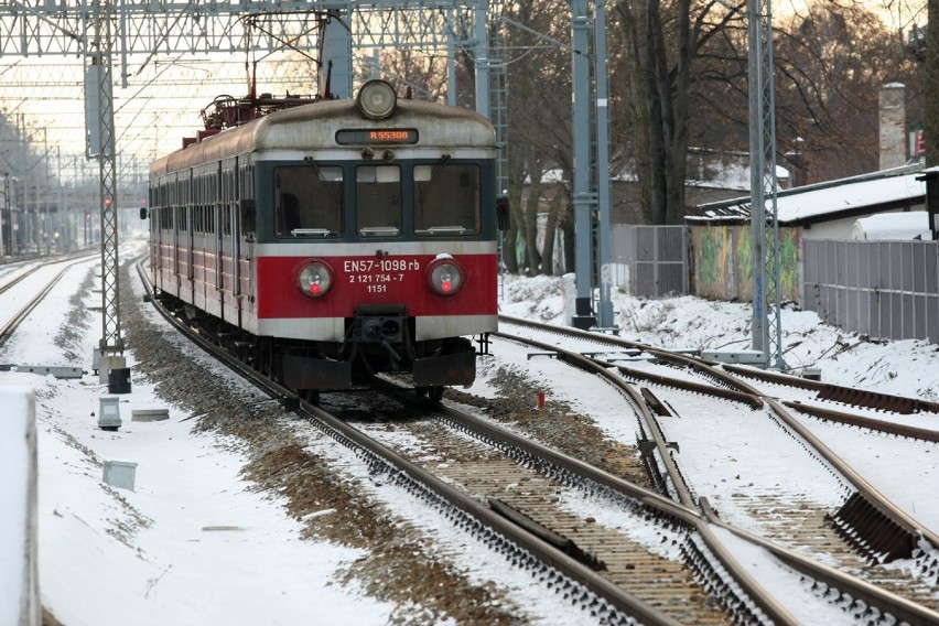 Zakończyła się przebudowa trasy kolejowej między Gdynią Chylonią a Gdańskiem Oliwą [ZDJĘCIA]