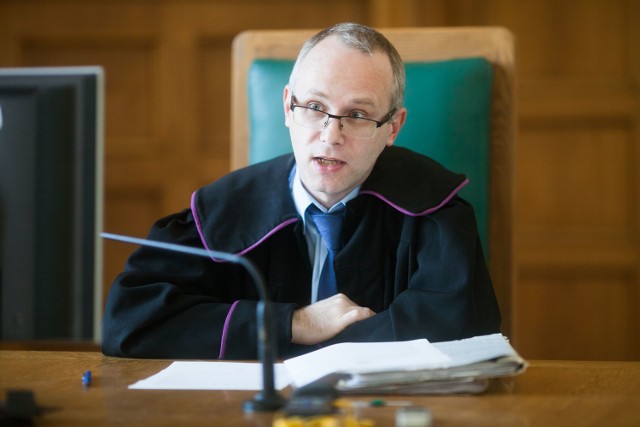 Sędzia Przemysław Zabłocki  nie miał wątpliwości, że oskarżony Adam J. brał udział w pobiciu Polaka i Murzynów na tle rasowym