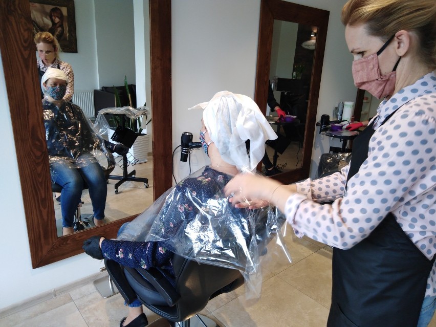 Jak pracują puławscy fryzjerzy i salony urody? Zobacz zdjęcia 