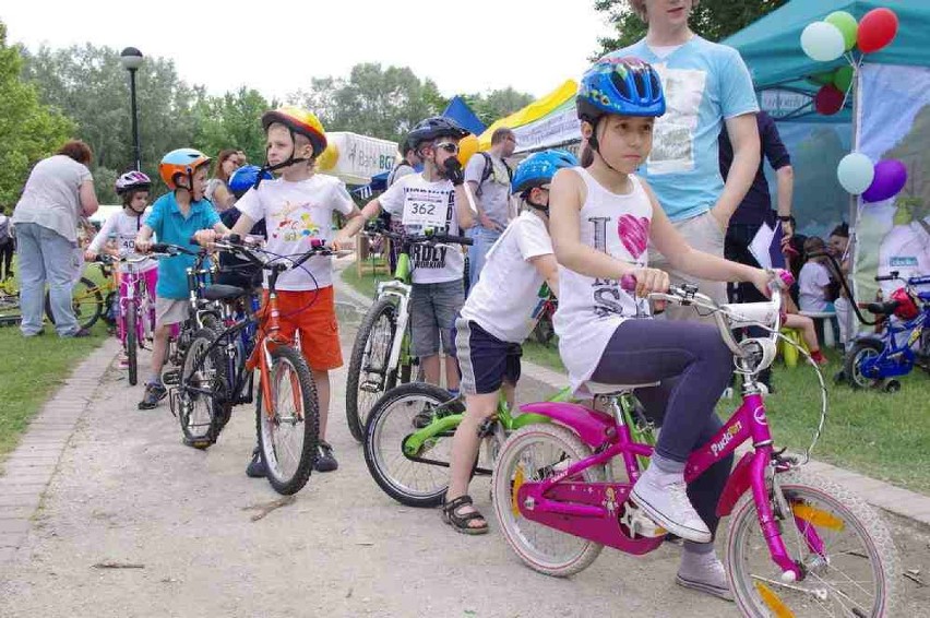 TOUR Kocham Rowerek – Ponad pół tysiąca małych rowerzystów na Kępie Potockiej! [ZDJĘCIA]