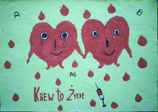 Plakat promujący honorowe krwiodawstwo namalowany przez dziecko ze szkoły podstawowej. Fot. Dorota Michalczak