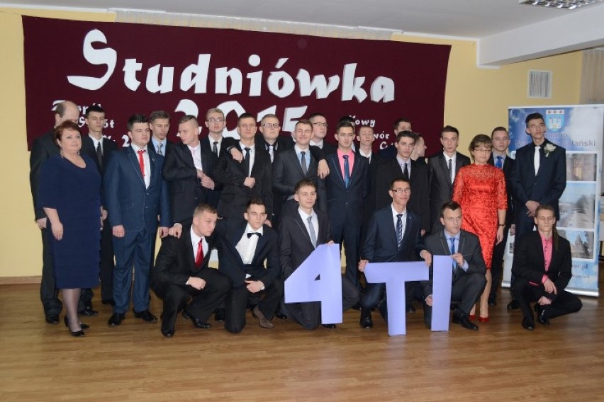 Nowy Dwór Gdański. Studniówka 2015. Bawili się uczniowie...