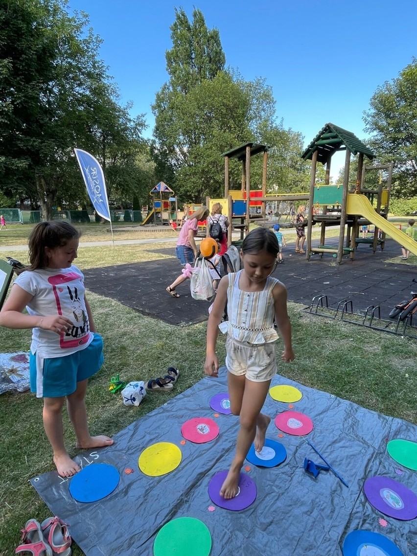 Udany III Rodziny Piknik Rekreacyjny w Sandomierzu. Były zabawy sportowe i wiele innych atrakcji. Zobacz zdjęcia 