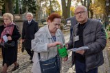 Kwesta to szansa na ratunek dla wielu cennych zabytków na Starym Cmentarzu w Tarnowie. Zbiórka do puszek rozpoczyna się już w ten weekend 