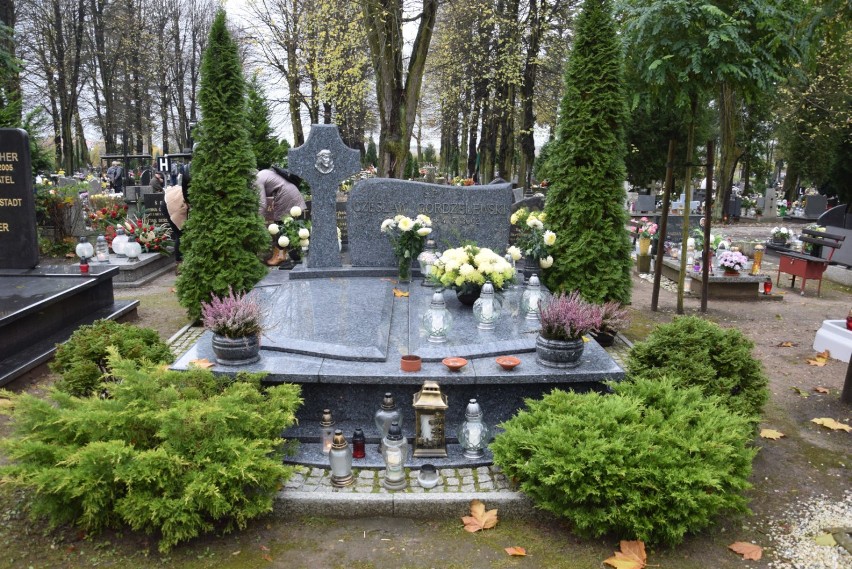 Świebodzińska nekropolia w Dzień Zaduszny 2017 roku