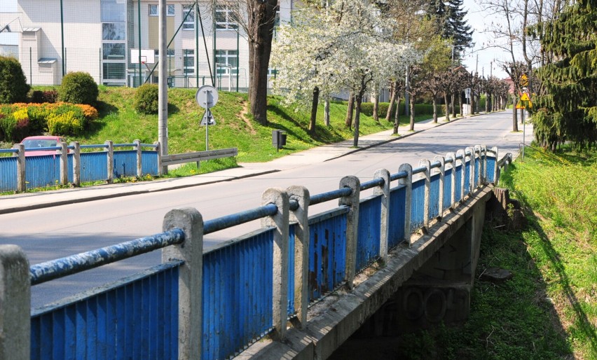 Co z rozbudową ul. Paderewskiego w Krośnie? Władze miasta chcą zmienić projekt i ograniczyć inwestycję do nowego mostu