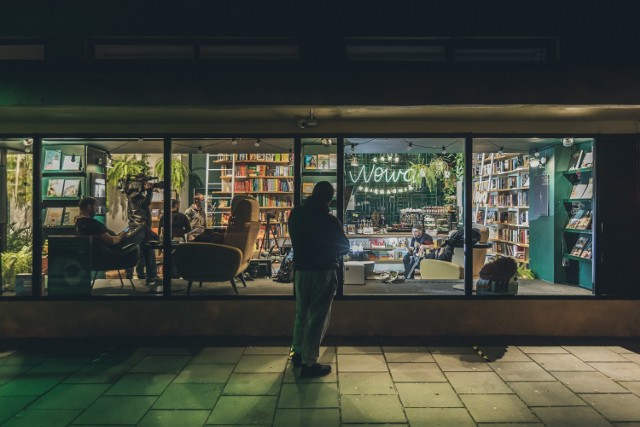 Znak Jakości Kraków Miasto Literatury UNESCO, decyzją czytelników, został przyznany czterem krakowskim księgarniom wytypowanym spośród trzydziestu trzech niezależnych księgarni i antykwariatów biorących udział w głosowaniu.