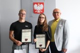 Burmistrz pogratulował młodym mieszkańcom Wągrowca ich bohaterskiego czynu 