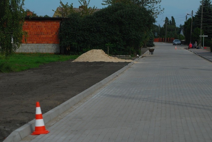 Remonty ulic w Jarocinie: Ulica Ługi już prawie gotowa