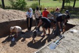 Archeolodzy w Nowym Dworze. Na działce parafii przy cerkwi trwają prace wykopaliskowe (zdjęcia, wideo)