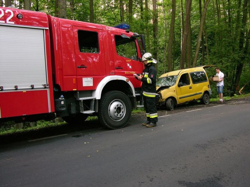 Groźny wypadek na drodze do Bolimowa wydarzył się w...