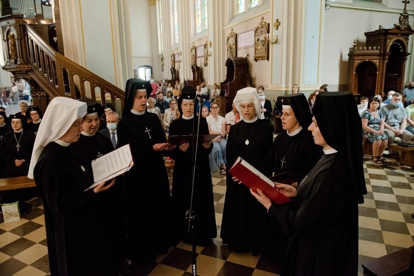 Siostry Loretanki świętowały 100. rocznicę założenia zgromadzenia. W Augustowie modlą się i pracują od ćwierć wieku [Zdjęcia]
