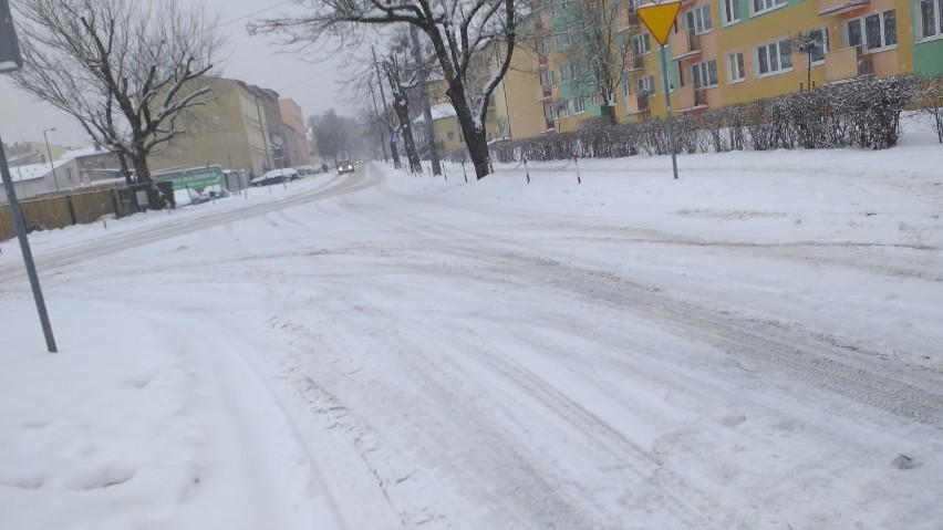 Kolejny raz tej zimy sypnęło śniegiem w Chełmnie. Jak...