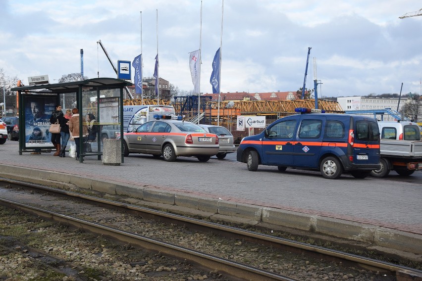 Zderzenie dwóch tramwajów w centrum Gdańska [WIDEO, ZDJĘCIA]