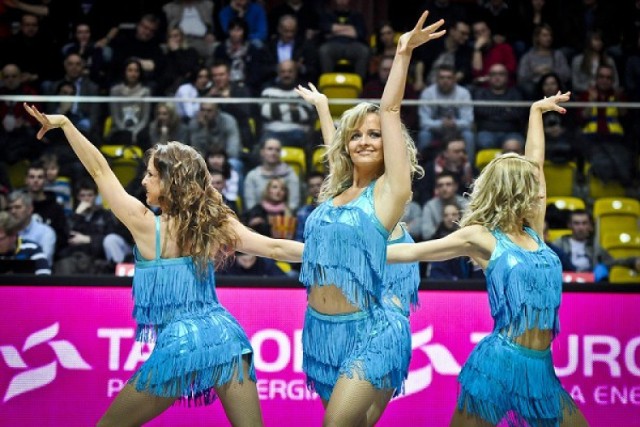 Cheerleaders Gdynia pojadą kibicować do USA