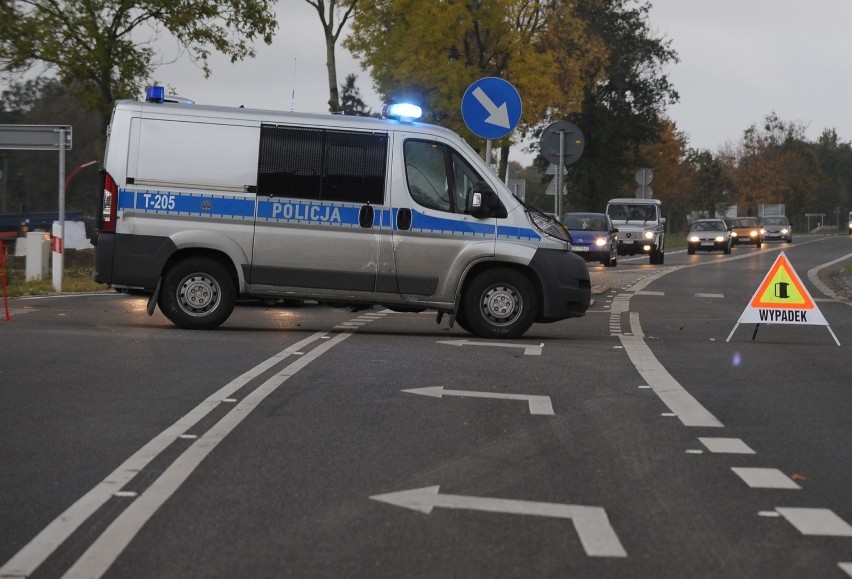 Wypadek rządowej limuzyny na autostradzie A1 pod Włocławkiem. Minister był w środku?!