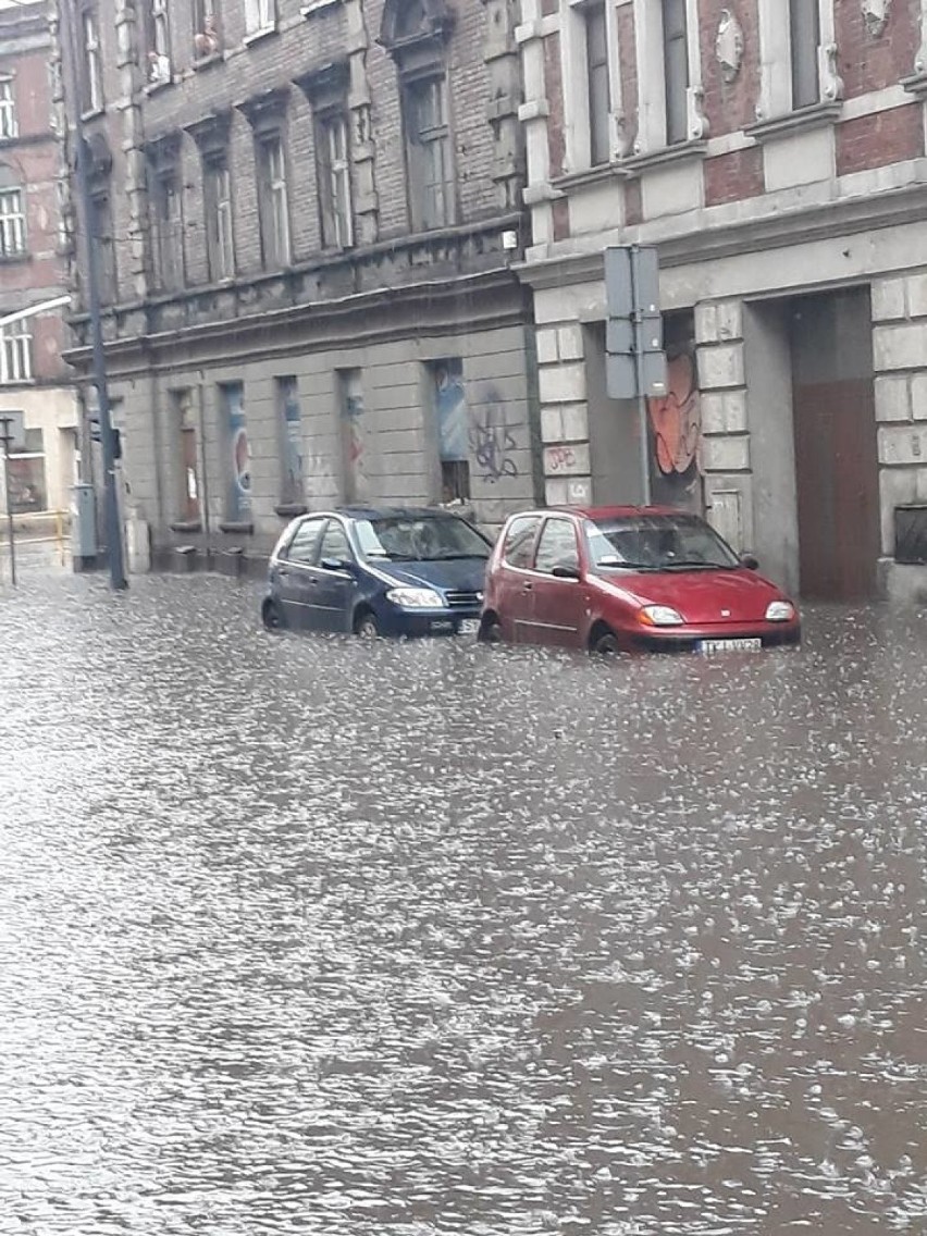 Zalane centrum Bytomia
Zobacz zdjęcia Bytomia na Facebooku...