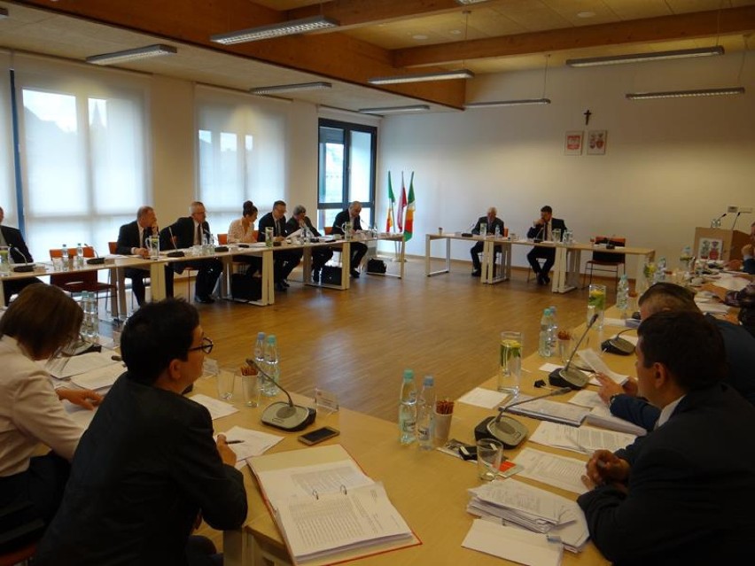 Sesja Rady Miasta Zduńska Wola [zdjęcia]