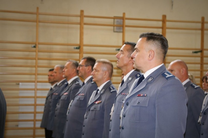 Ślubowanie nowych policjantów w szeregach policji w województwie łódzkim [ZDJĘCIA]
