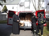 Województwo lubelskie: ilu wiernych, tyle maseczek. Strażacy przekazali kościołom środki do walki z pandemią