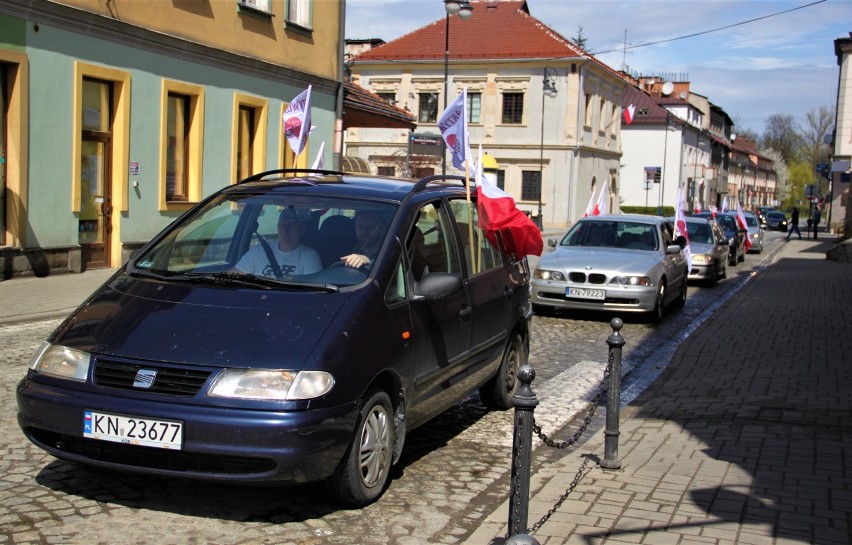 Dzień Flagi Rzeczypospolitej Polskiej wprowadzono na mocy...